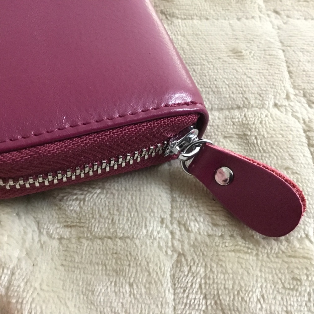 Pink RFID Card Wallet - Picture 2 of 3